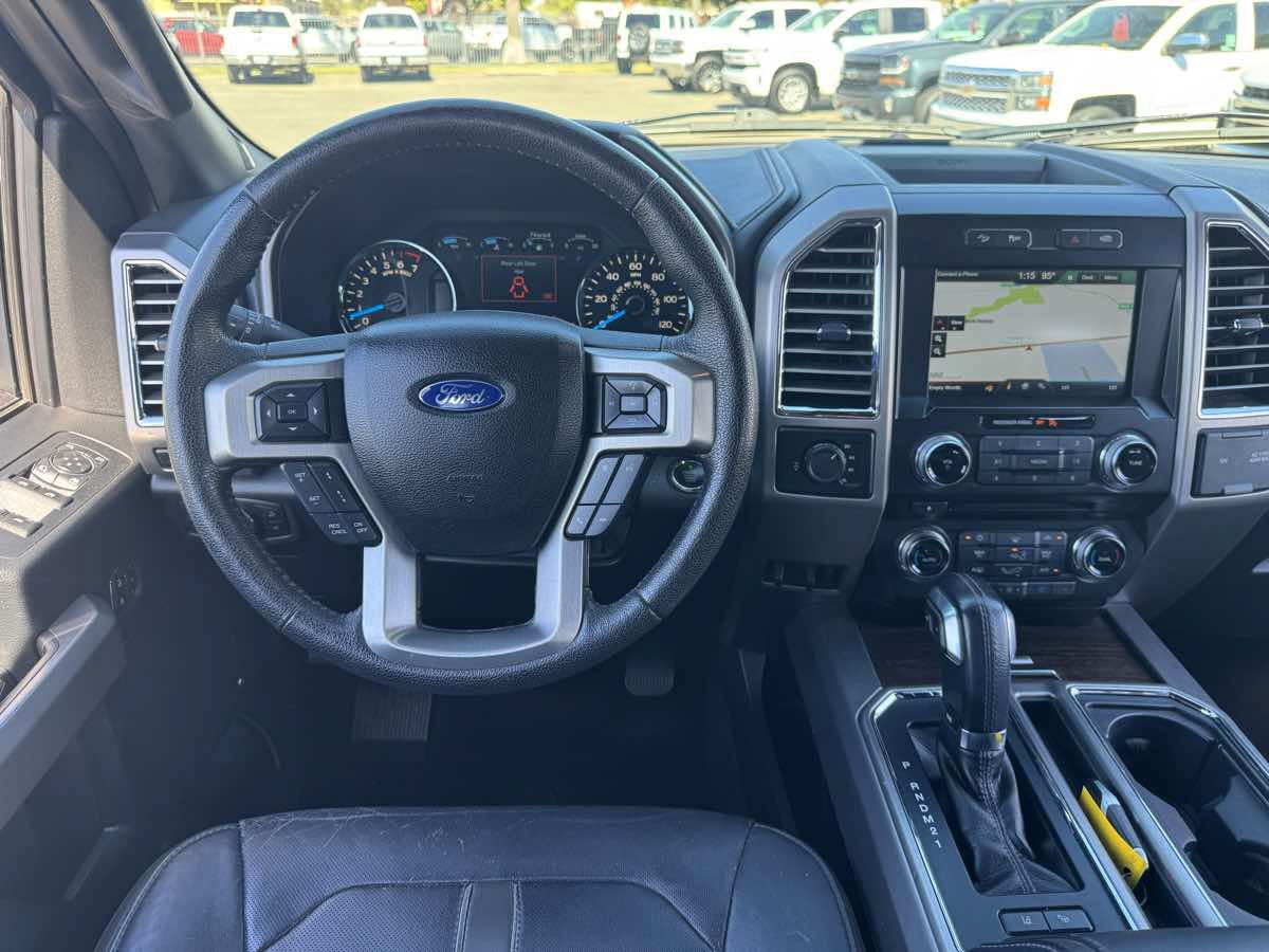 Used 2015 Ford F150 Platinum w/ Equipment Group 701A Luxury AWD/4WD image 24