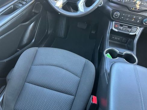 Used 2024 GMC Terrain SLE image 14