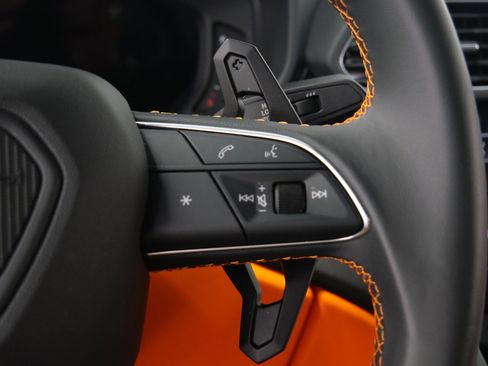 Used 2023 Lamborghini Urus S AWD/4WD image 26