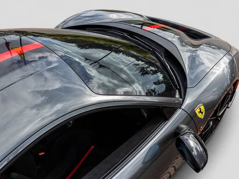 Certified 2019 Ferrari 488 Pista Coupe RWD image 20