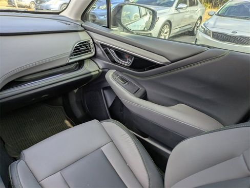 Used 2025 Subaru Outback Onyx Edition XT w/ Popular Package #2 image 14