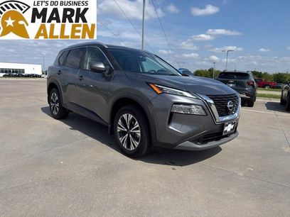 Used 2023 Nissan Rogue SV w/ SV Premium Package
