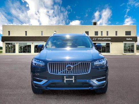 Used 2025 Volvo XC90 T8 Plus w/ Protection Package Premier AWD/4WD image 8