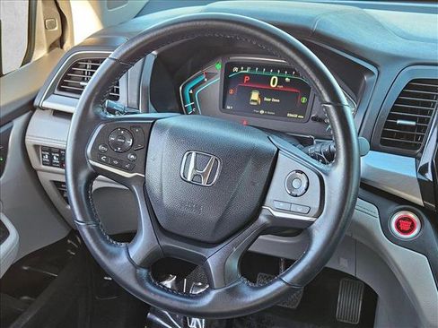 Used 2024 Honda Odyssey EX-L image 11