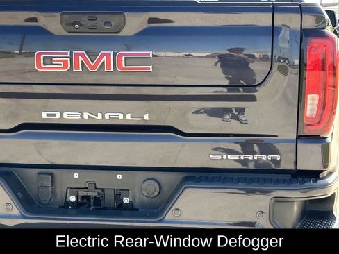 Used 2022 GMC Sierra 1500 Denali image 9