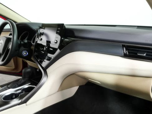 Used 2023 Toyota Camry LE FWD image 21