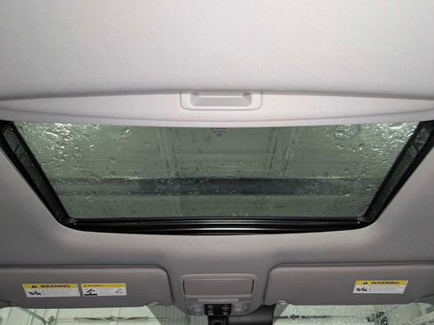 Used 2021 Honda Pilot Special Edition image 16