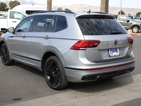 Used 2022 Volkswagen Tiguan SE R-Line FWD image 5