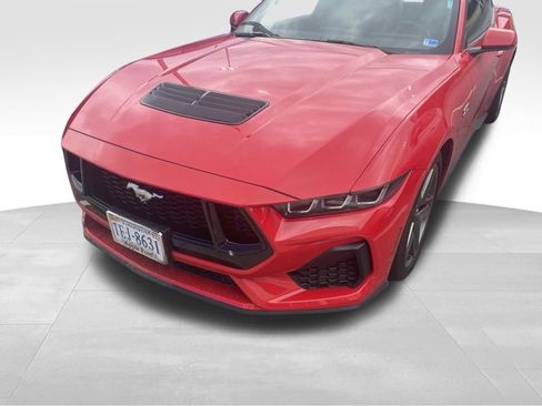 Used 2025 Ford Mustang GT RWD image 20