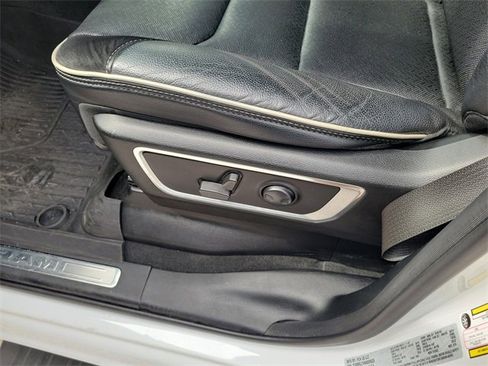 Used 2022 RAM 1500 Laramie image 17