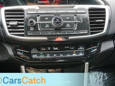 Used 2017 Honda Accord LX image 22