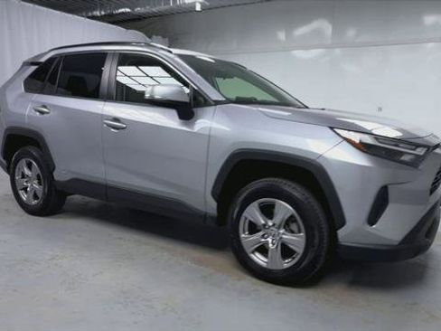 Certified 2023 Toyota RAV4 XLE w/ Convenience Package AWD/4WD image 18