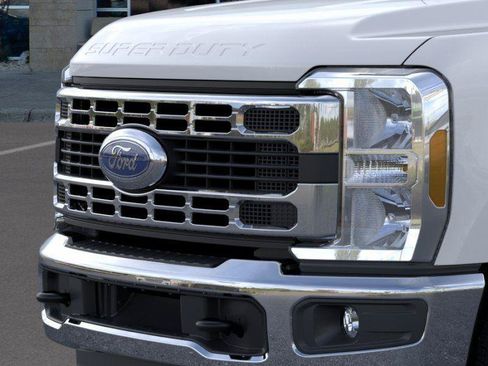 New 2026 Ford F350 XL w/ XL Chrome Package AWD/4WD image 17