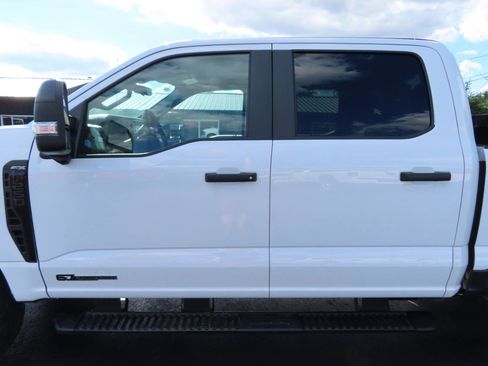 Used 2024 Ford F250 XL w/ STX Appearance Package AWD/4WD image 14