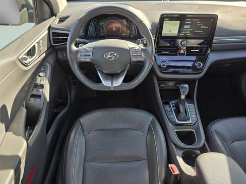 Used 2020 Hyundai Ioniq Limited image 31