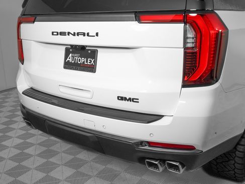 Used 2026 GMC Yukon Denali Ultimate w/ LPO, Floor Liner Package image 41