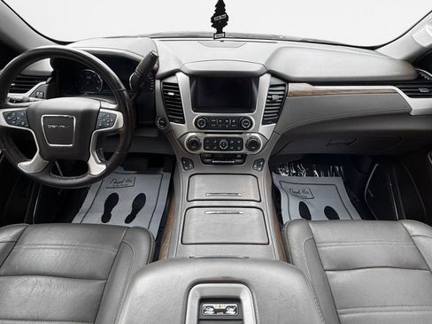 Used 2020 GMC Yukon Denali w/ Denali Premium Package AWD/4WD image 16