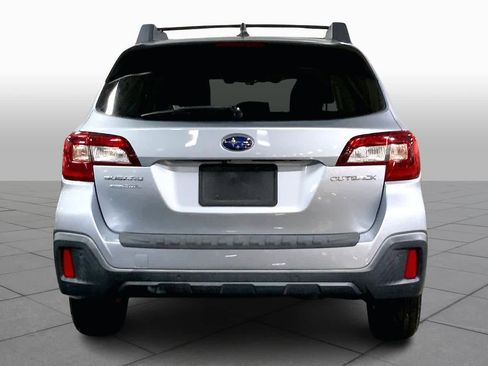 Used 2019 Subaru Outback 2.5i Limited image 5