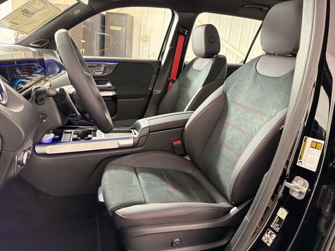 New 2026 Mercedes-Benz GLB 35 AMG 4MATIC image 5