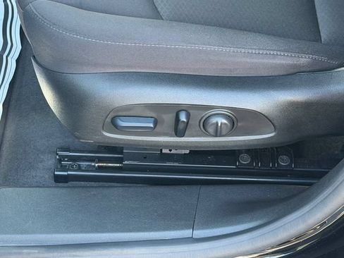 Used 2023 Chevrolet Malibu LT FWD image 24