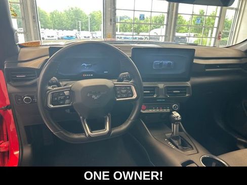 Used 2024 Ford Mustang GT RWD image 2