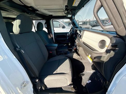 New 2026 Jeep Wrangler Unlimited Sport AWD/4WD image 30