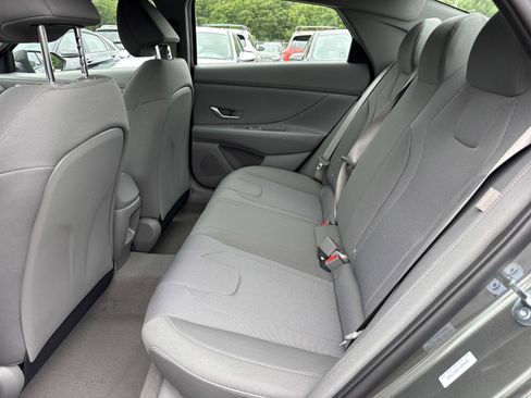 New 2026 Hyundai Elantra SE FWD image 12