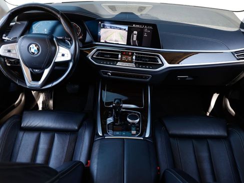 Used 2019 BMW X7 xDrive40i w/ Cold Weather Package AWD/4WD image 2