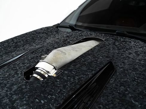 Used 2018 Chevrolet Camaro SS RWD image 15