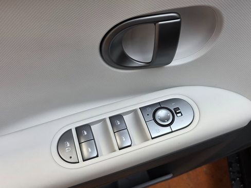 New 2026 Hyundai Ioniq 5 SEL image 24