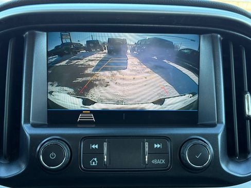 Used 2021 Chevrolet Colorado LT w/ Fleet Safety Package image 28