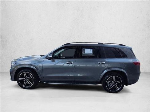 Certified 2026 Mercedes-Benz GLS 450 4MATIC image 9