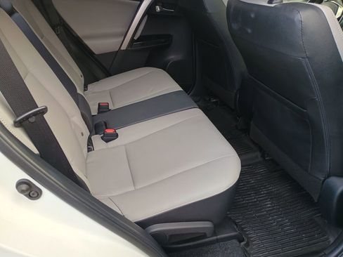 Used 2018 Toyota RAV4 Limited image 20