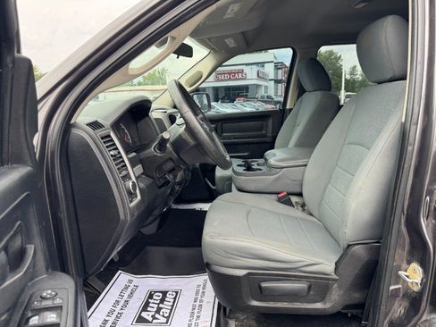 Used 2014 RAM 1500 ST w/ SXT Appearance Group AWD/4WD image 15