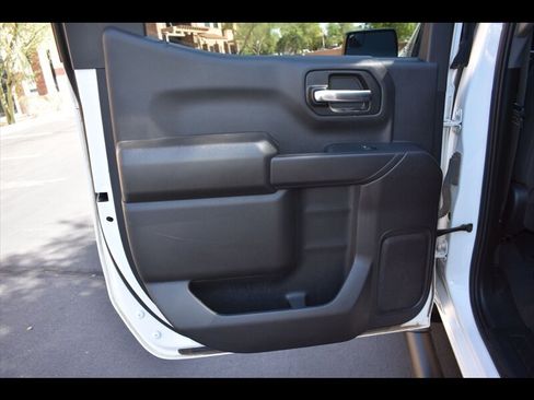 Used 2024 Chevrolet Silverado 1500 Custom w/ Turbomax Blackout Package RWD image 21