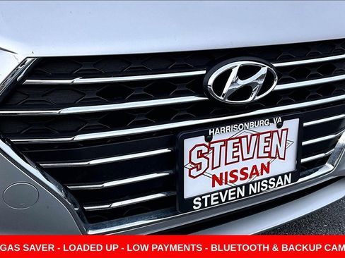 Used 2022 Hyundai Accent SEL image 29