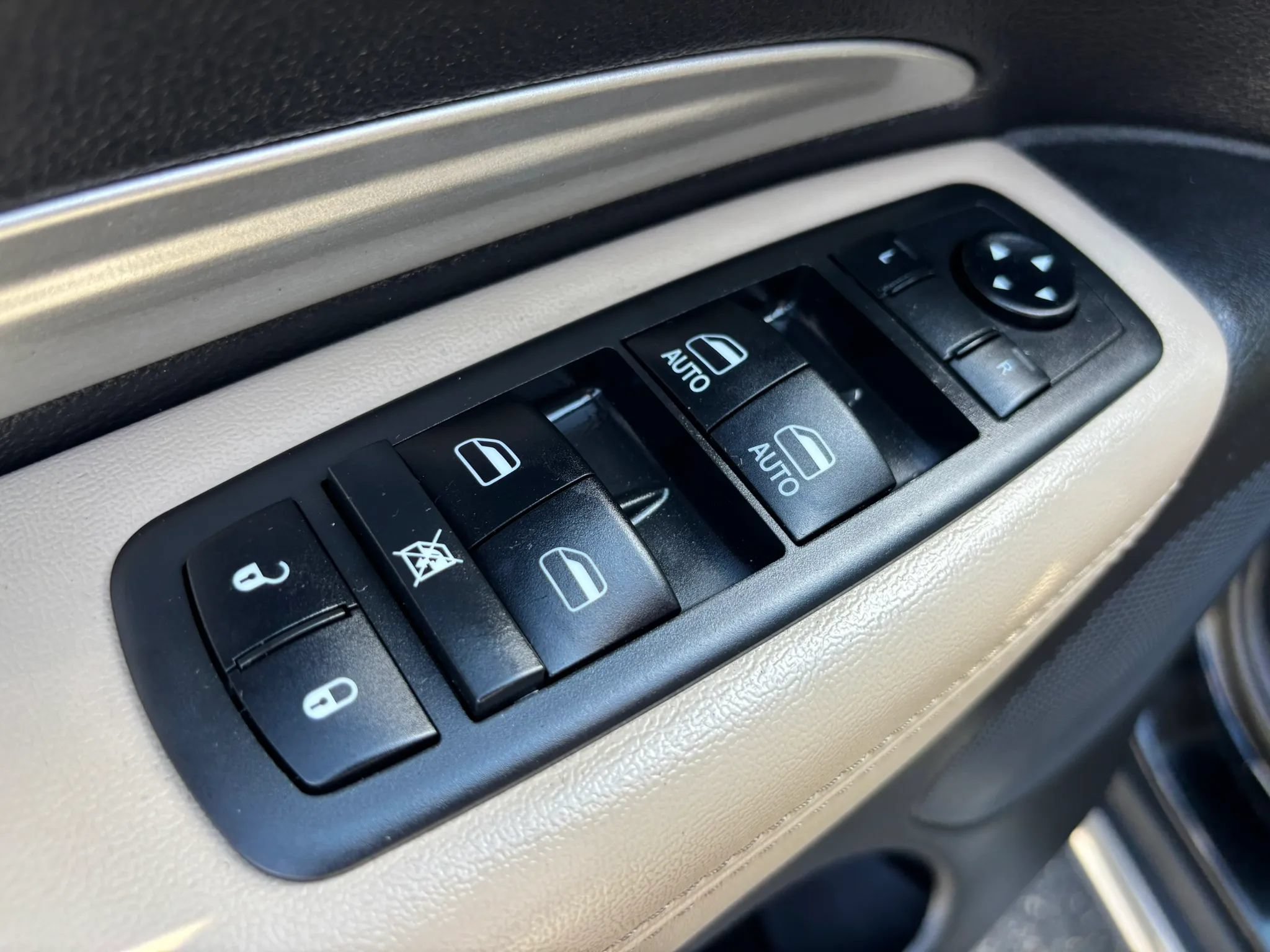Used 2019 Dodge Durango SXT AWD/4WD image 51