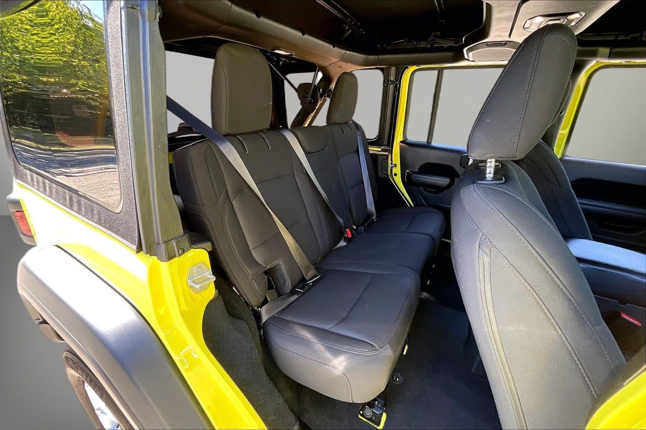 Used 2023 Jeep Wrangler Unlimited Sport AWD/4WD image 24