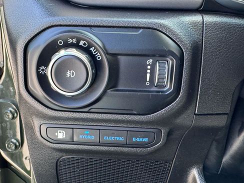 Used 2023 Jeep Wrangler Unlimited Rubicon 4xe AWD/4WD image 37