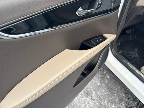 Certified 2023 Lincoln Nautilus Reserve w/ Luxury Package image 16