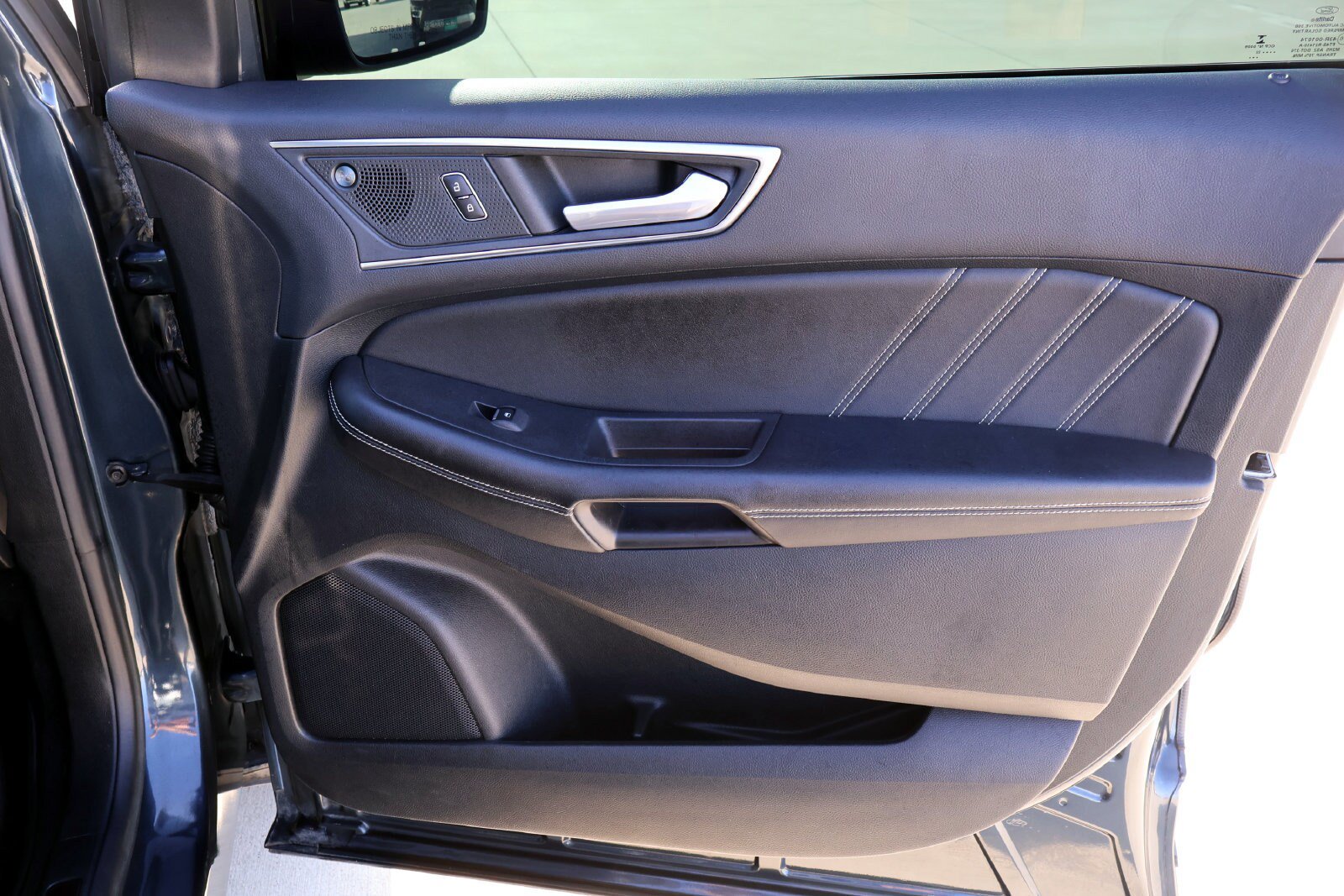 Used 2022 Ford Edge ST w/ Equipment Group 401A AWD/4WD image 12