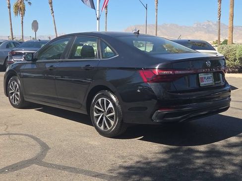 Used 2025 Volkswagen Jetta S FWD image 8