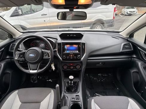 Used 2018 Subaru Crosstrek 2.0i Premium image 14