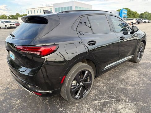 Used 2022 Buick Envision Essence w/ Technology Package II AWD/4WD image 3