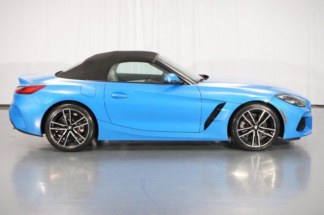 Used 2020 BMW Z4 sDrive30i w/ M Sport Package RWD image 10