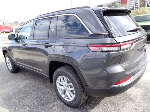 New 2025 Jeep Grand Cherokee Laredo X image 3