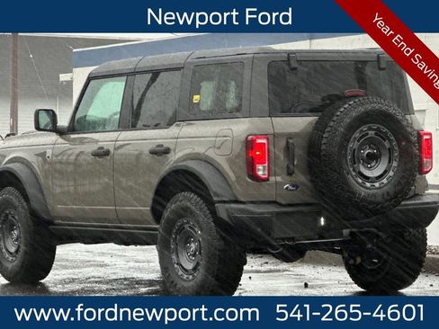 New 2025 Ford Bronco Big Bend w/ Black Diamond Package image 6