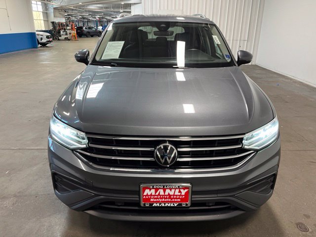 Used 2024 Volkswagen Tiguan SE AWD/4WD image 8