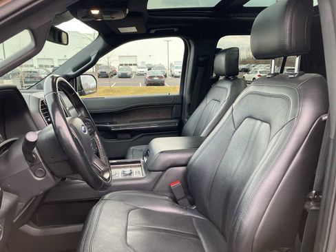 Used 2018 Ford Expedition Limited w/ Equipment Group 302A image 11