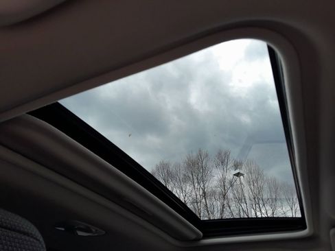 Certified 2024 Subaru Crosstrek 2.0i Premium image 39